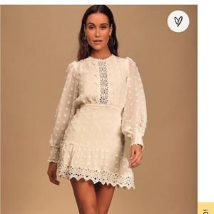 Lulu’s cream dress